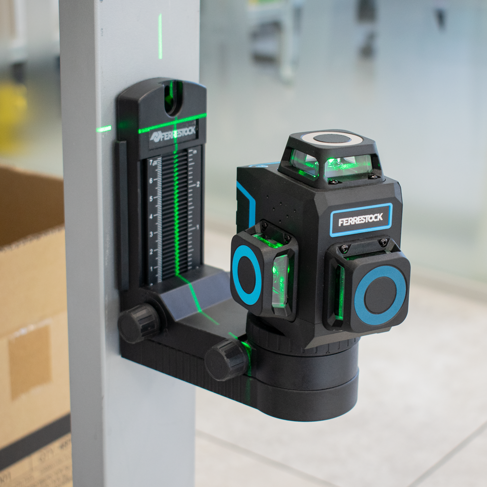 NIVEL LÁSER AUTONIVELANTE 3D PROFESIONAL - Imagen 8