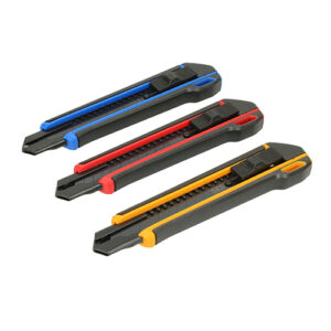 CÚTER PLÁSENGOMADO 18MM X COL.